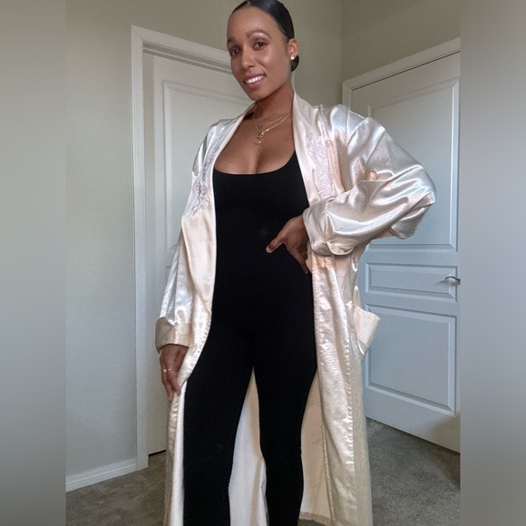 Victoria Secret Gold Label Vintage Belted Robe - Picture 3 of 11